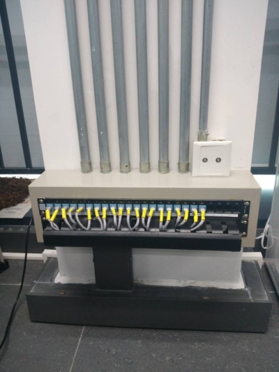 CP箱理线器
